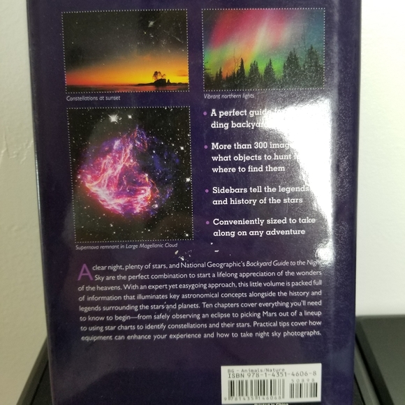 Nat Geo Backyard Guide to the Night Sky Book - Picture 5 of 5